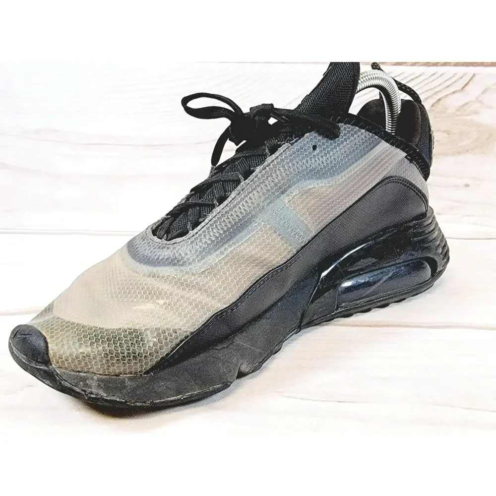 Nike Air Max 2090 Mens 10 Black Metallic Silver BV9977-001 Running Shoes